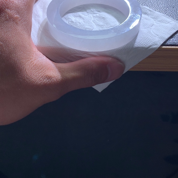 我***北定制翡翠未镶嵌翡翠手镯