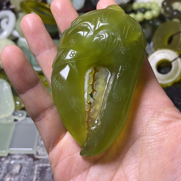 岫玉岫玉手把未镶嵌茉**园