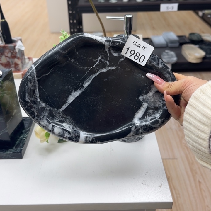 Yy1980。。。。。。。福利