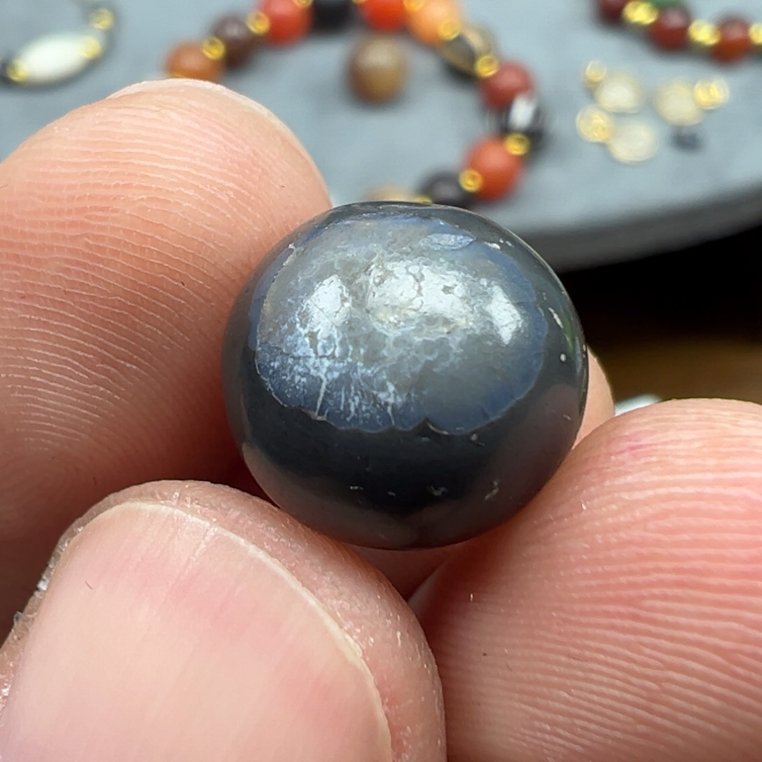 玛瑙/玉髓未镶嵌珠宝半成品x54   11.8糖球