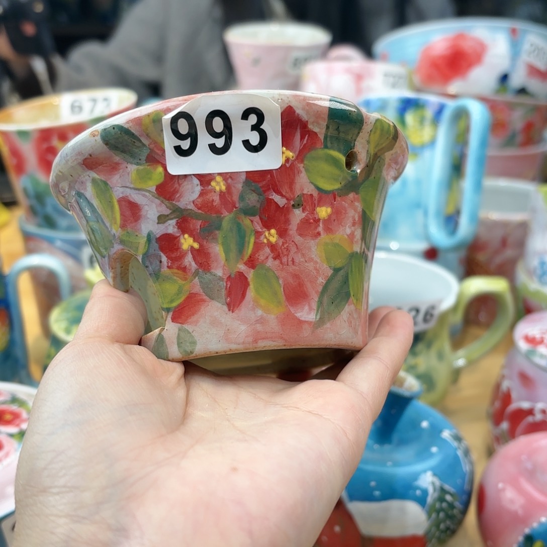 瓷片哈哈哈陶瓷陶瓷他在