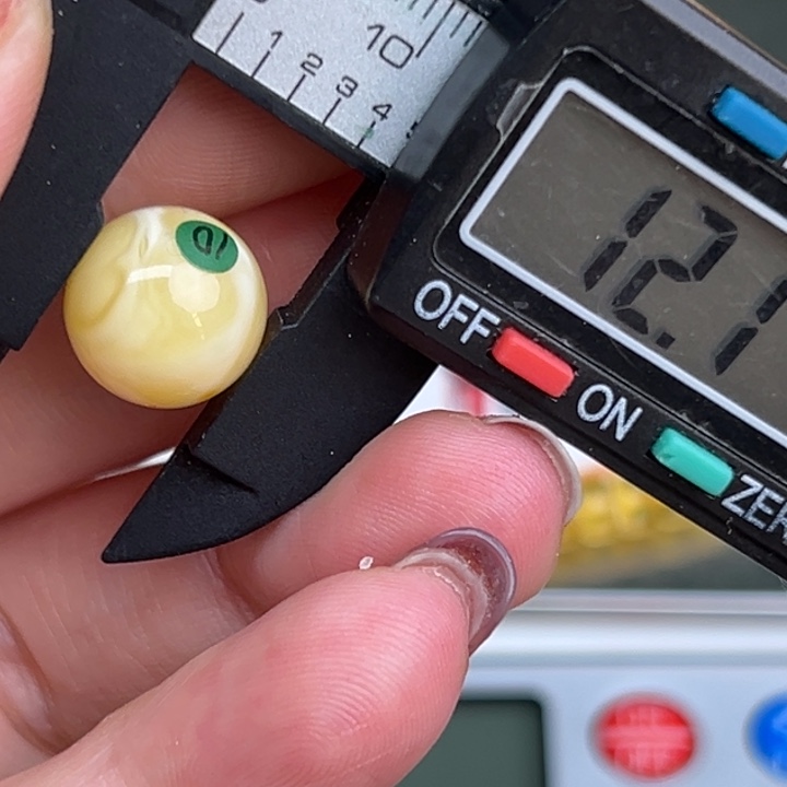 琥珀裸石未镶嵌微瑕40