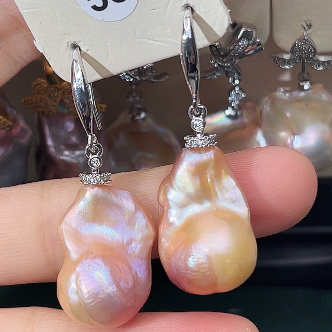 淡水珍珠未镶嵌耳饰