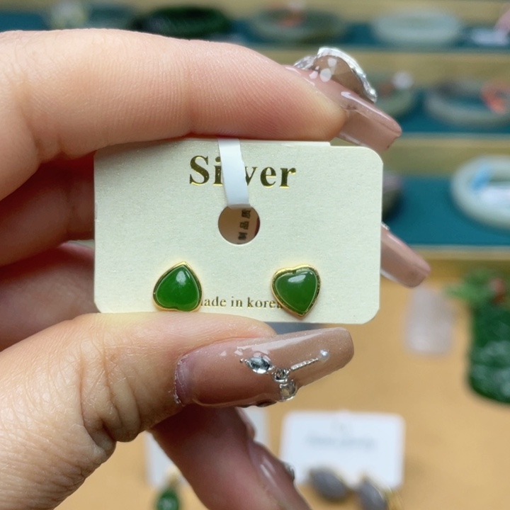 和田玉耳钉银S925镶嵌