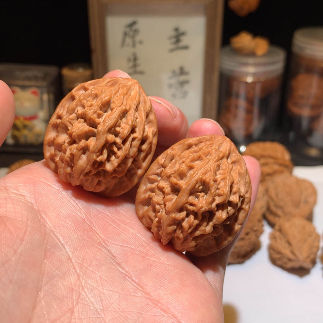 文玩核桃把件饕餮纹36