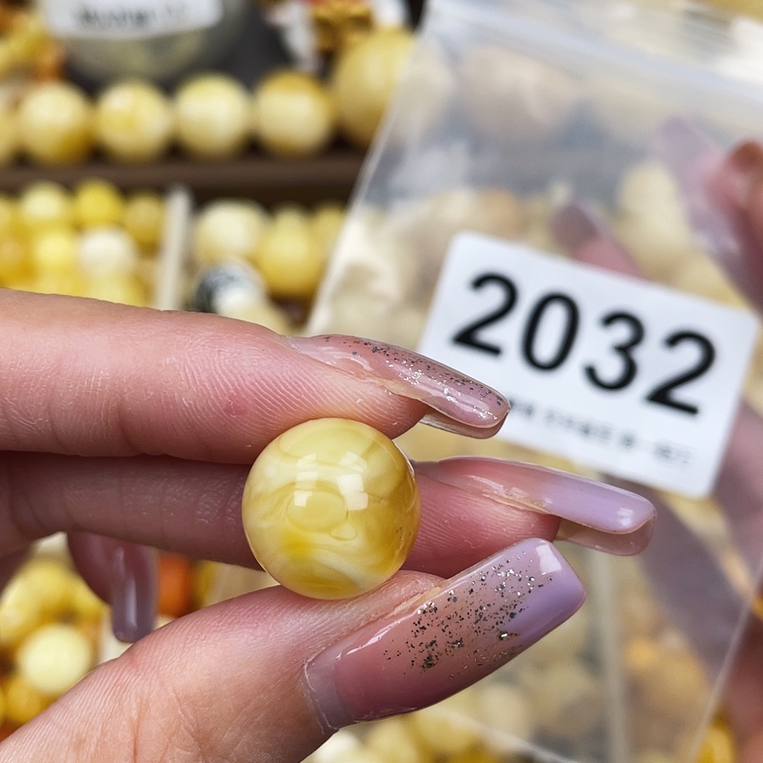 未镶嵌琥珀珠宝奇石微瑕15.0