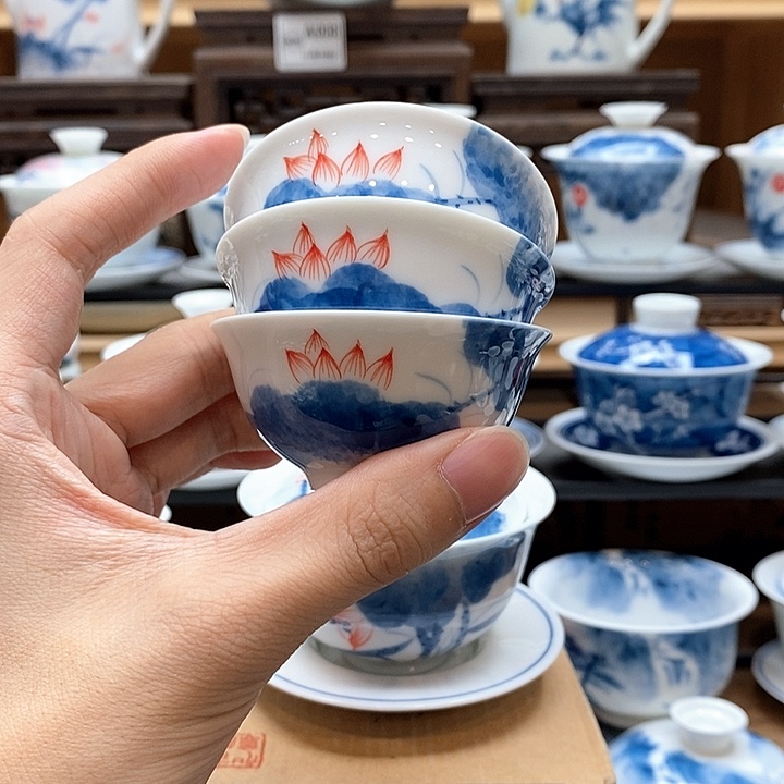 手绘三个装荷花反口杯35cc釉下彩微瑕福利款