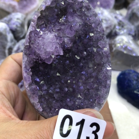 紫晶天然水晶摆件未镶嵌