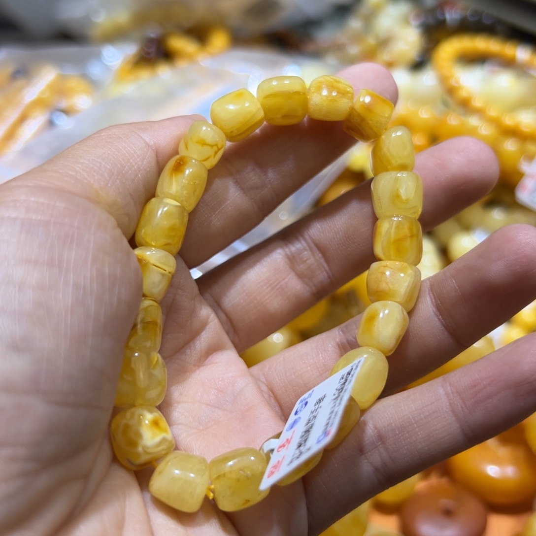 琥珀珠宝奇石未镶嵌