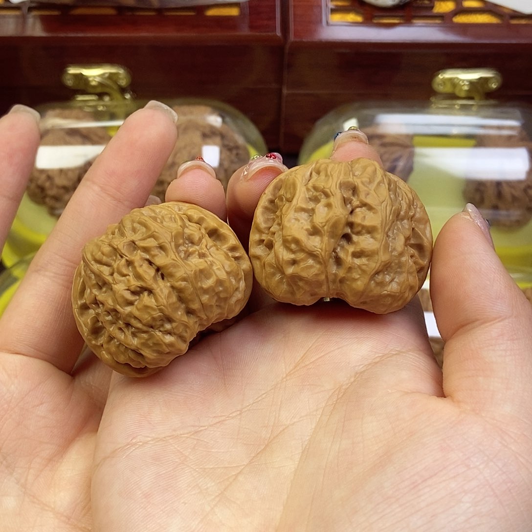 文玩核桃吊坠40蛤蟆头