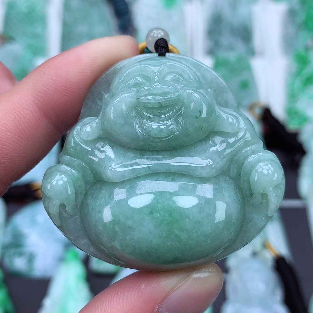 翡翠颈饰未镶嵌翡翠吊坠