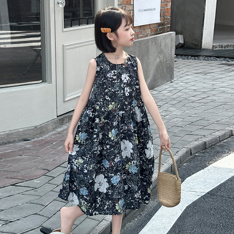 女童碎花背心连衣裙夏季2025新款中大童大摆无袖韩版洋气裙子时尚