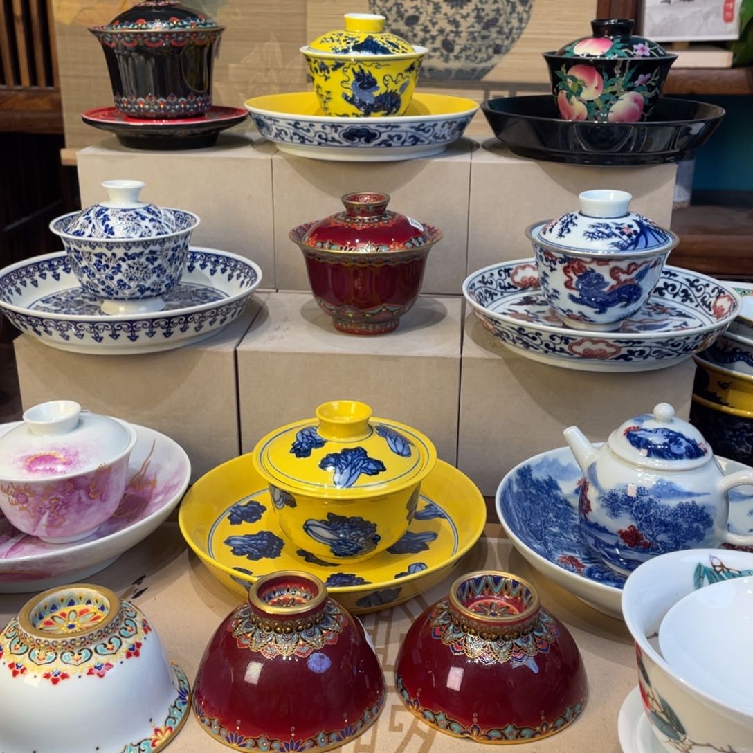 杯景德镇陶瓷就是在景德镇