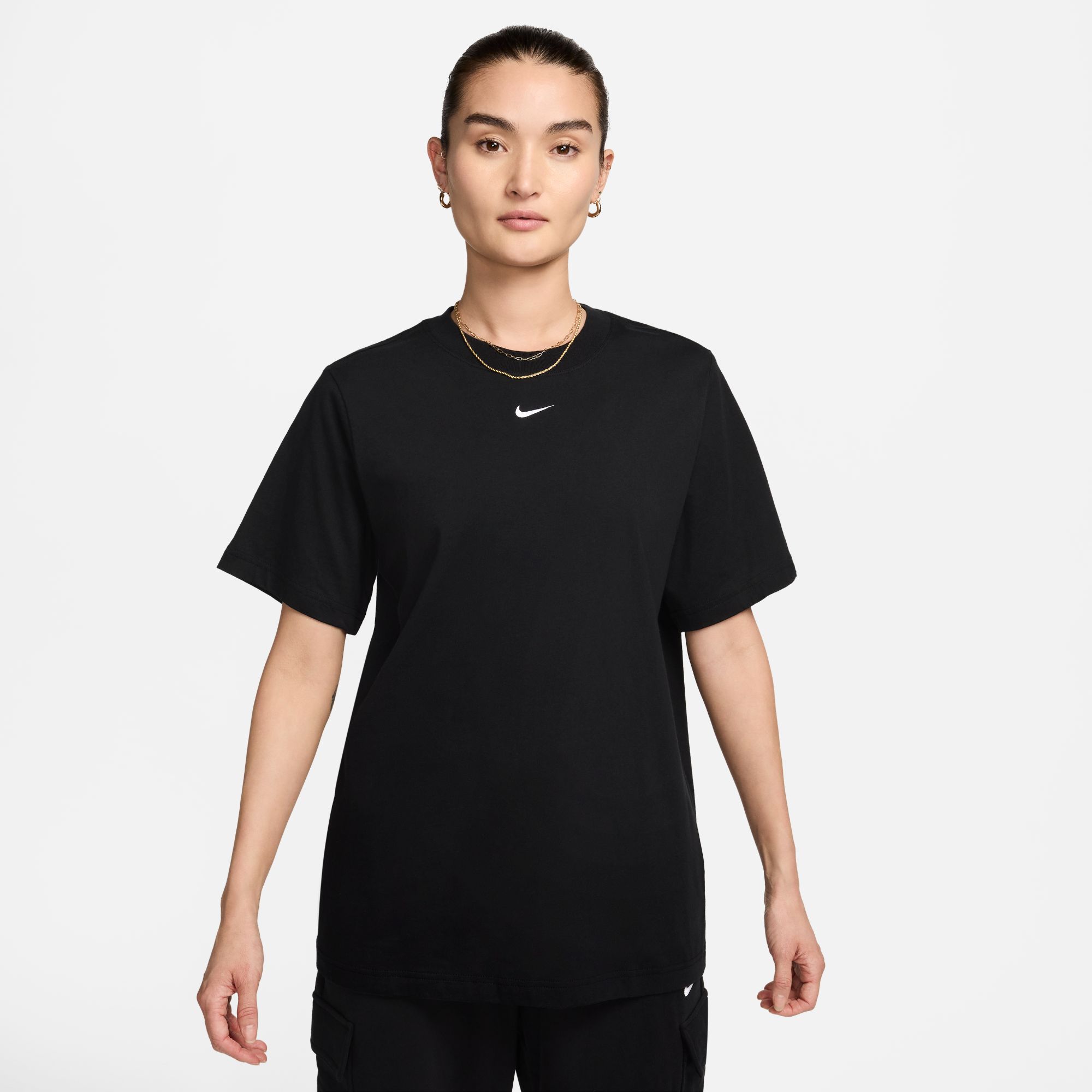 Nike耐克短袖女夏季新款运动休闲刺绣小LOGO宽松白T恤FD4150-010
