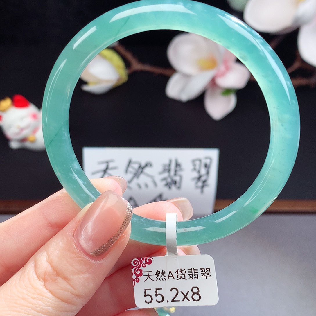 翡翠手镯（圆镯）未镶嵌