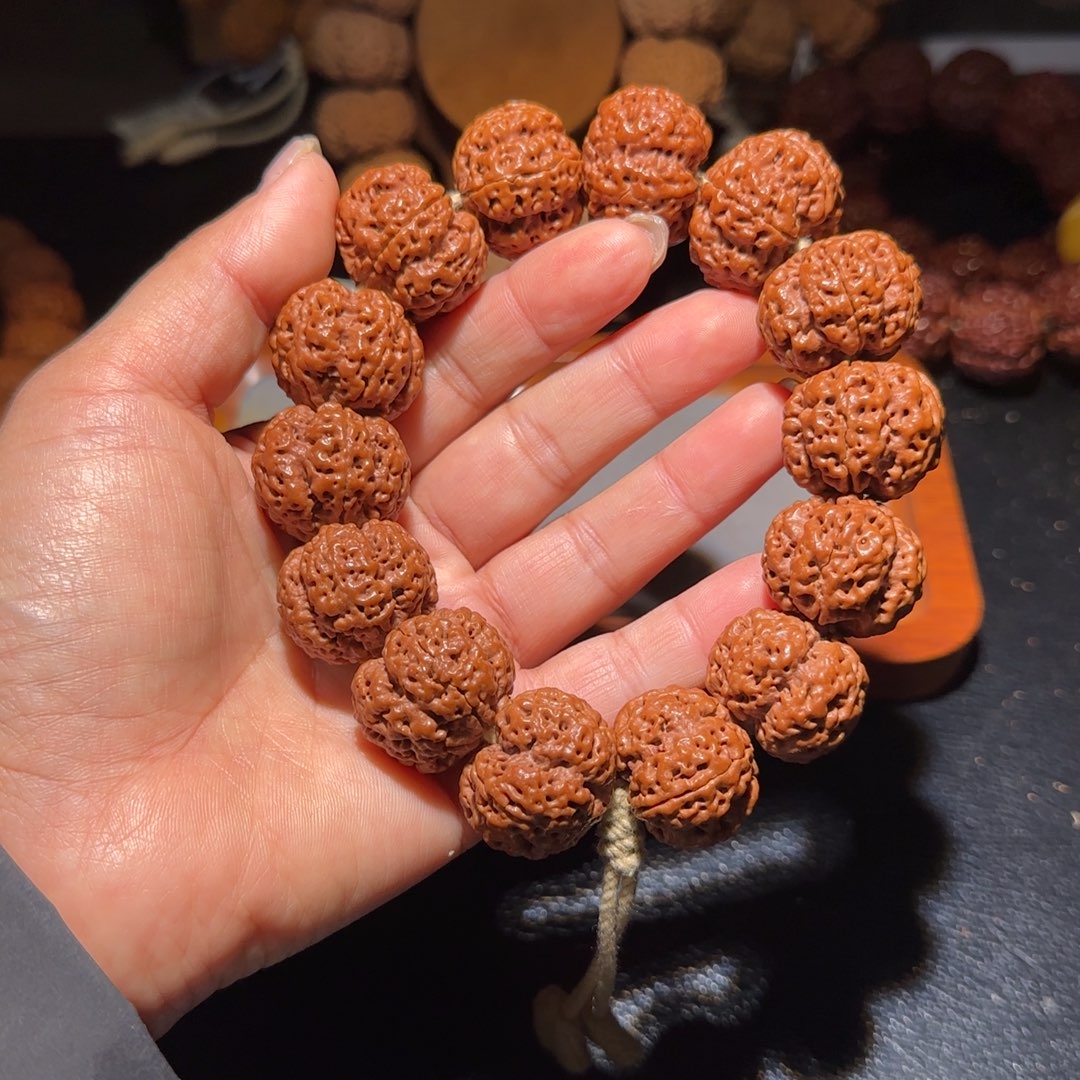 吊坠金刚菩提25爆肉双龙