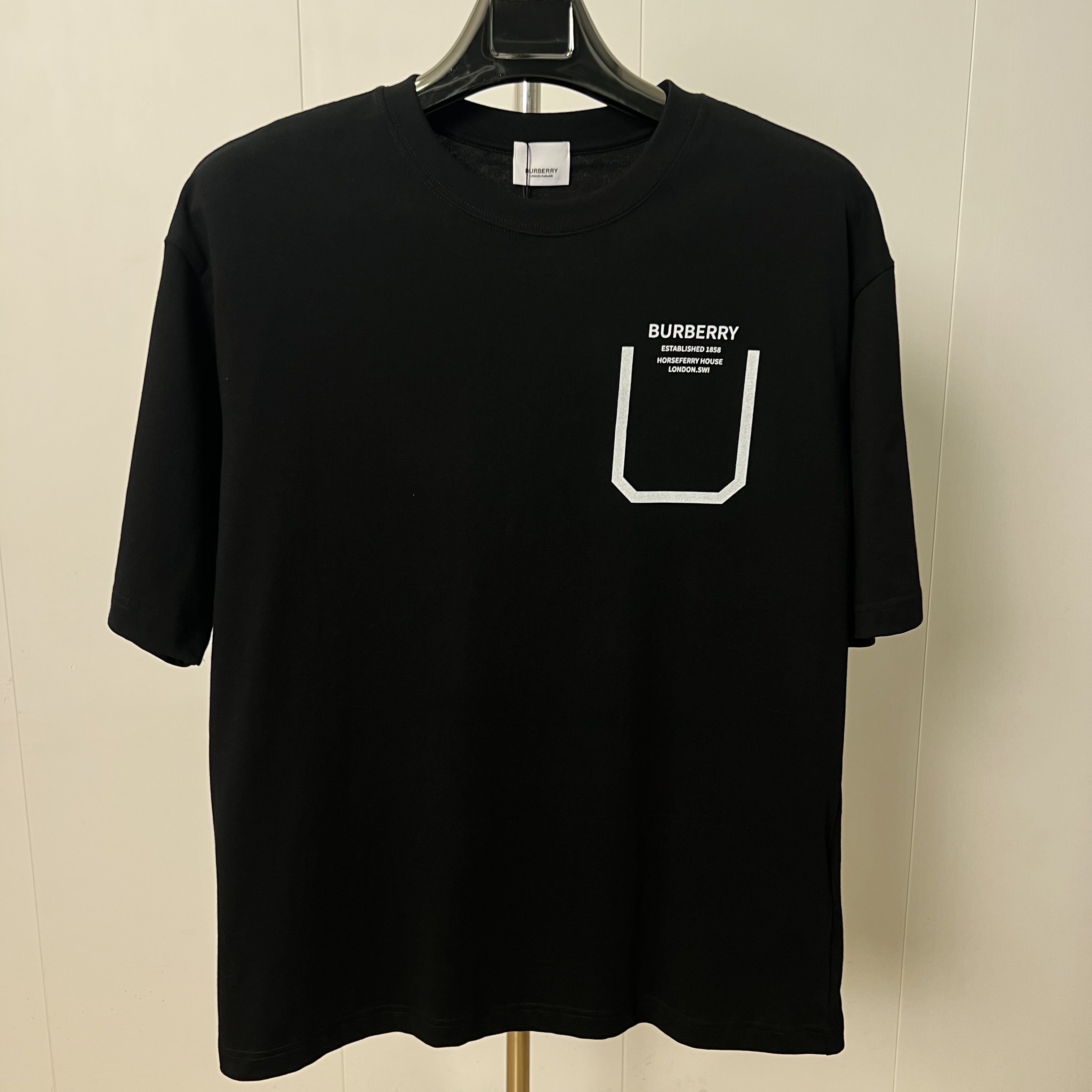 99新 BURBERRY/博柏利 男士纯色字母短袖T恤 两色可选 xx6879