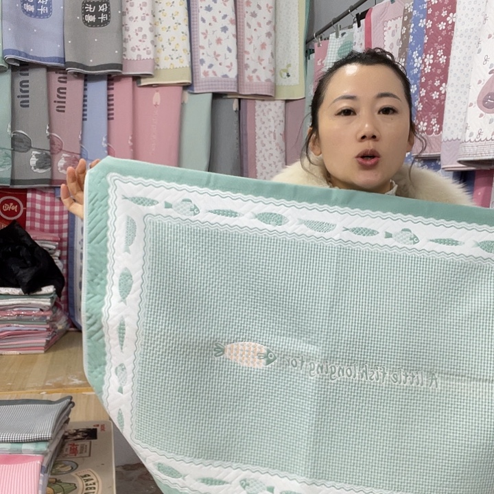 棉特价促销绿色小鱼