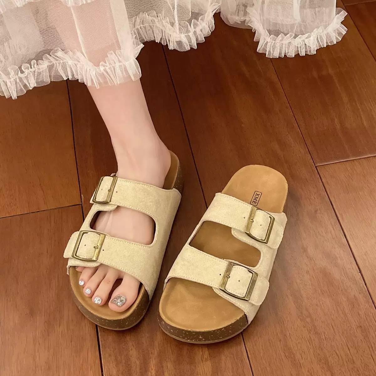 110夏季女大童透气休闲鞋