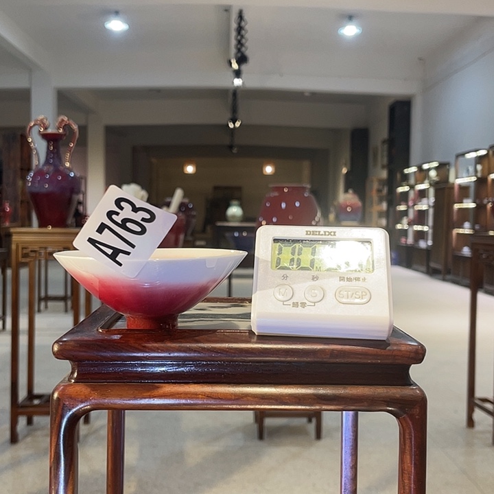 瓷片小***3763 ajtwmjad