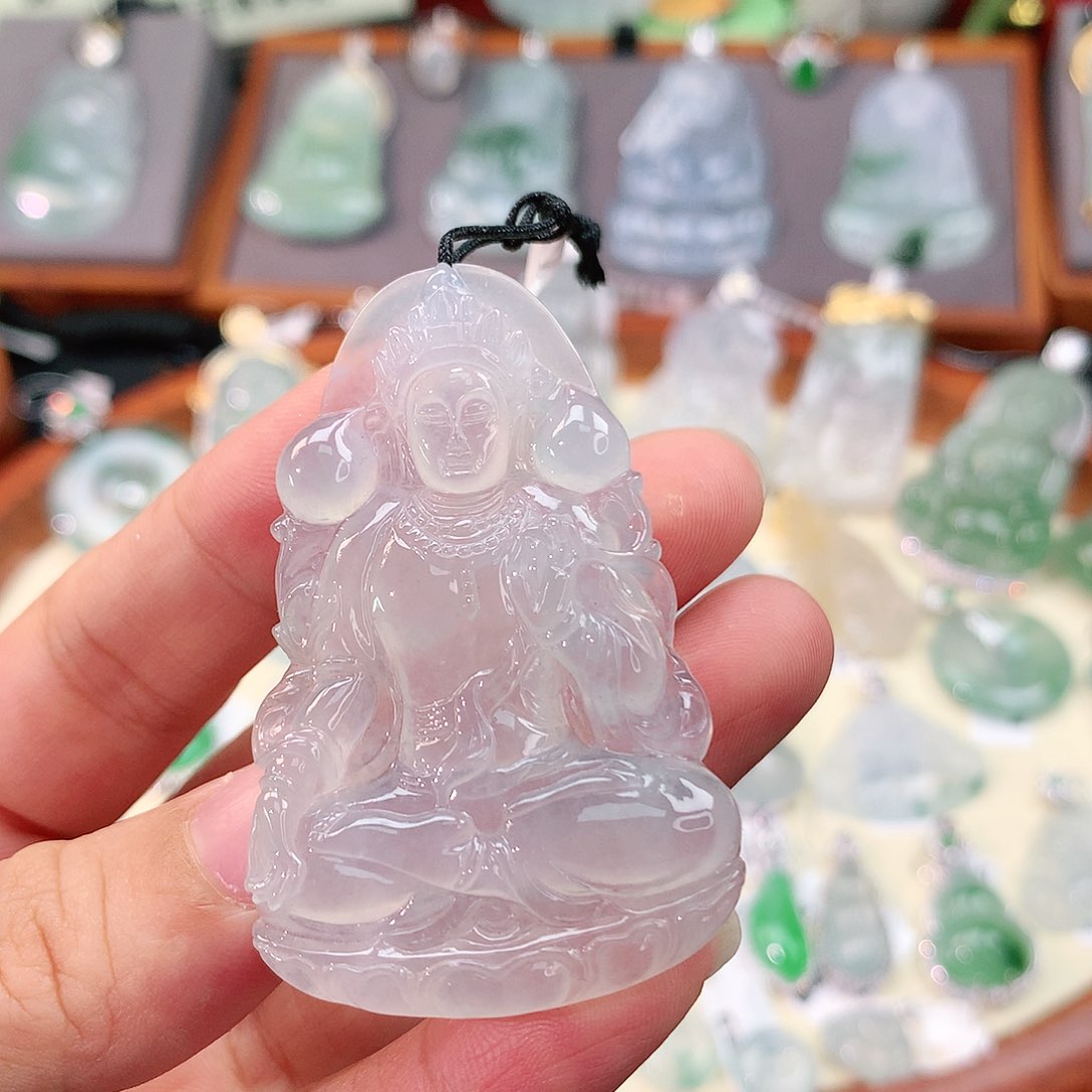 翡翠未镶嵌颈饰度母观音