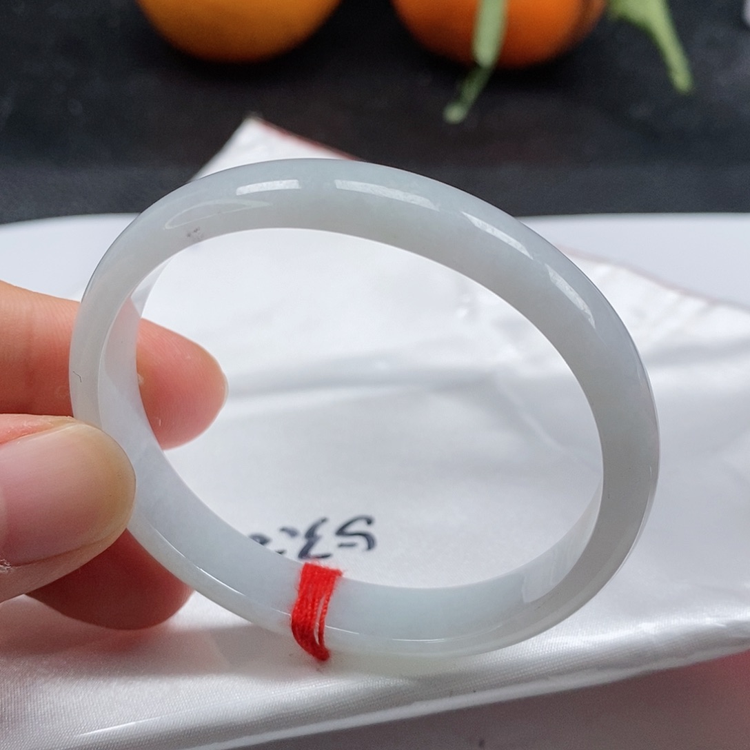 【闪购商品】翡翠手镯（贵妃镯）未镶嵌229号
