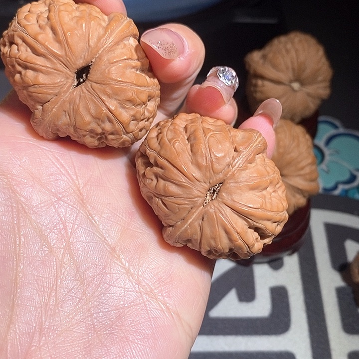 文玩核桃吊坠莫*文玩核桃