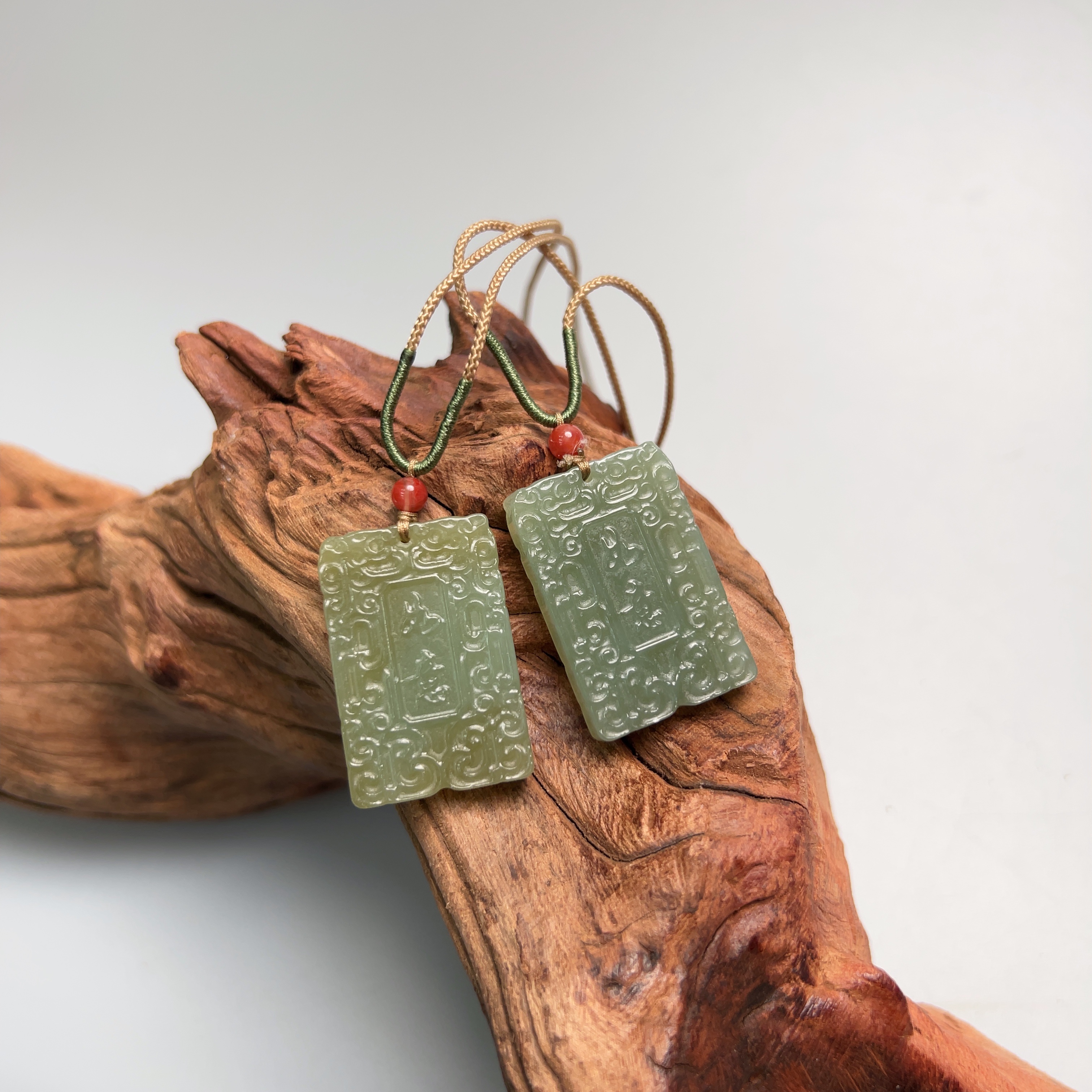 和田玉吉祥如意且末蓝方牌（浅蓝）颜色多样性发一