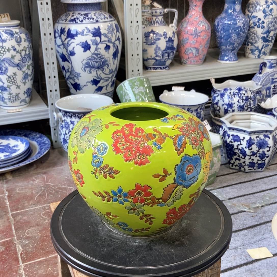 摆件花瓶手绘釉下彩