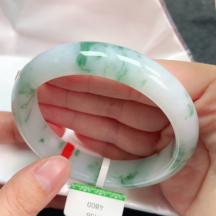 【闪购商品】翡翠手镯未镶嵌5657圈