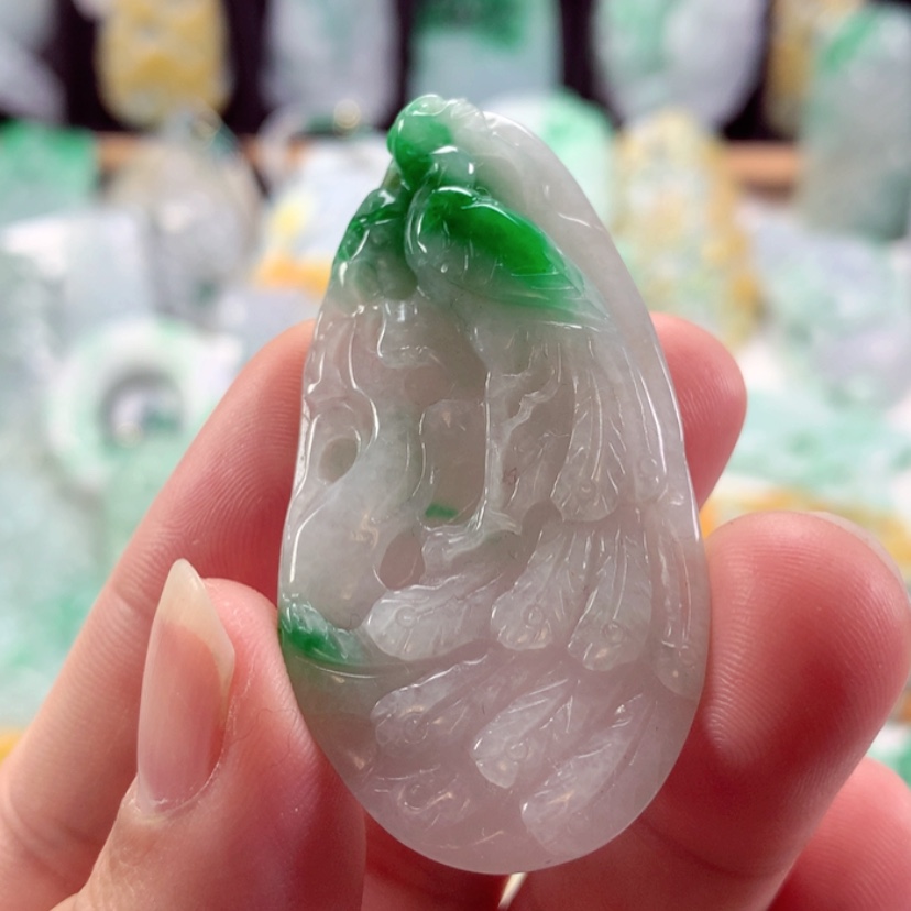 【闪购商品】翡翠吊坠(不含链)未镶嵌