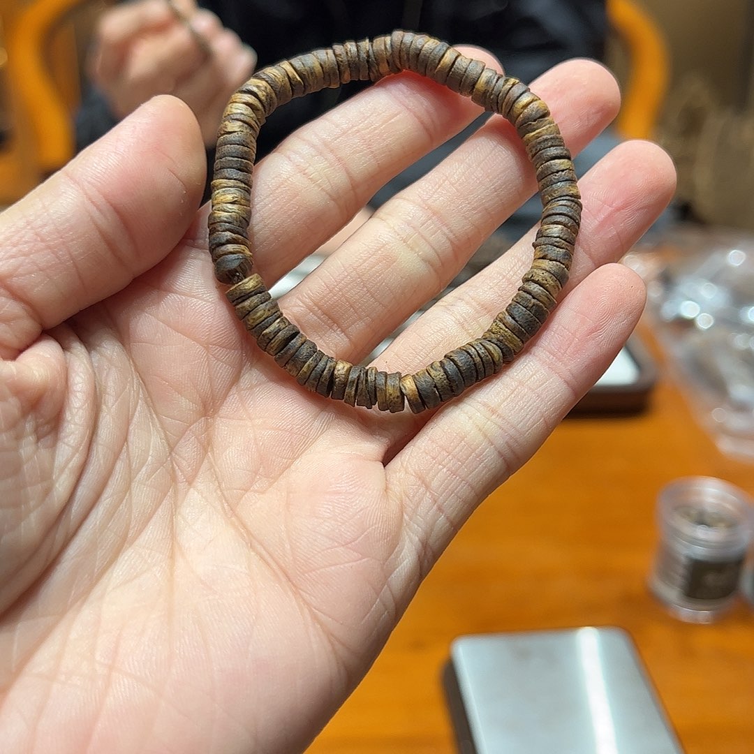 沉香沉香碎屑国香绿奇楠九九分沉0.6cm4g+