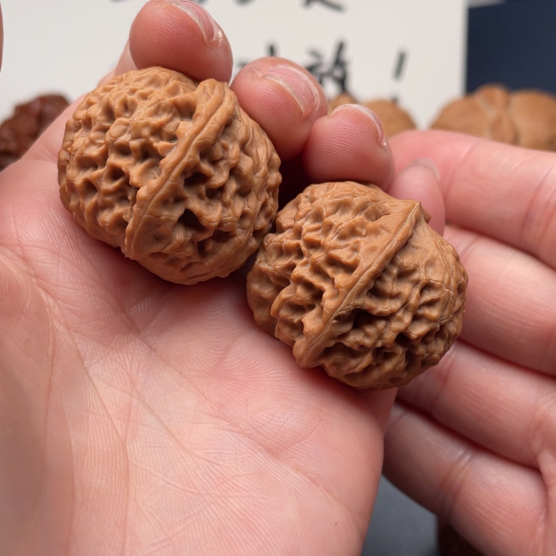 文玩核桃把件龙眼32