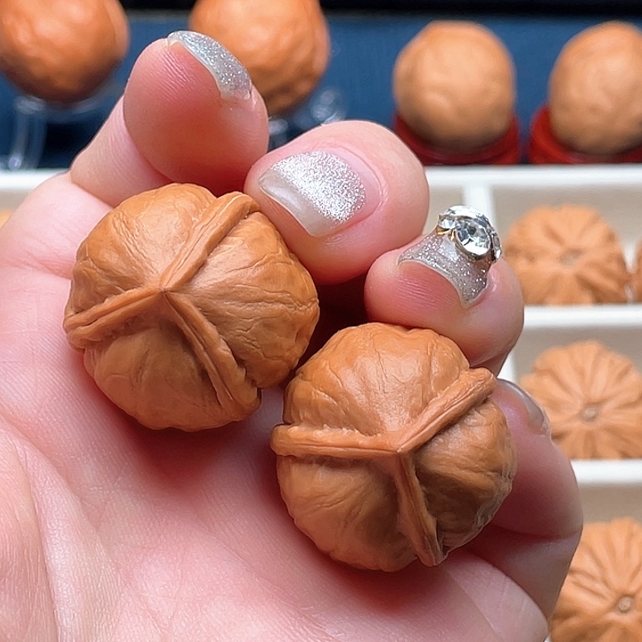 文玩核桃吊坠旭*三棱