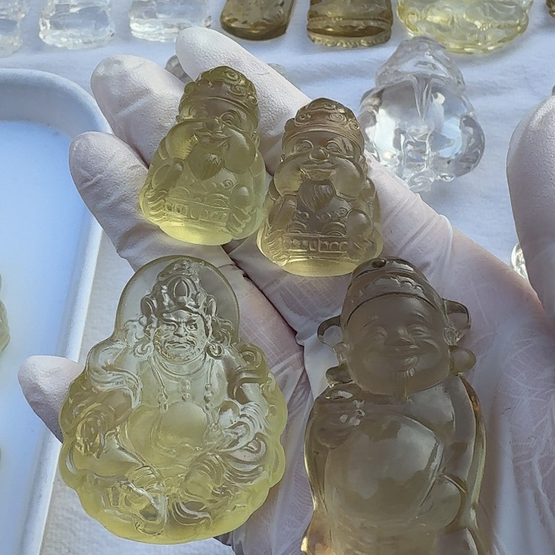 未镶嵌珠宝半成品水晶梧**雨