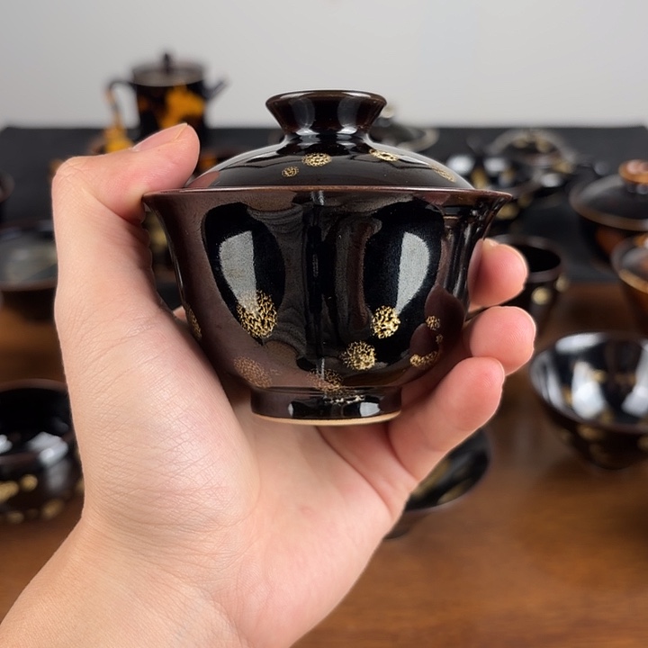 瓷点彩鹧鸪斑二才元宝盖碗