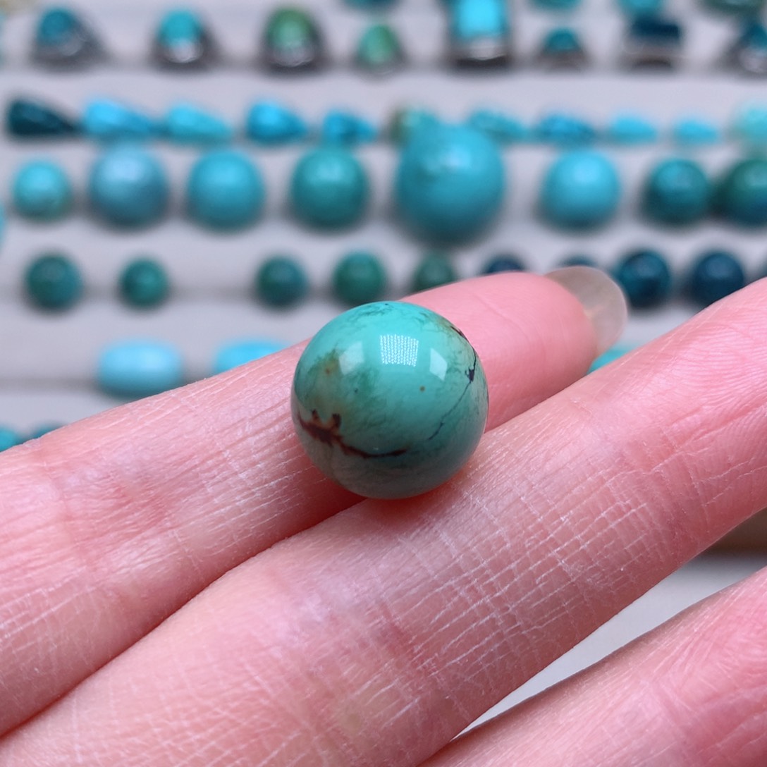 绿松石颈饰未镶嵌