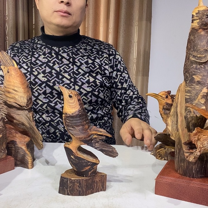 松木东**起一只fui g f f h