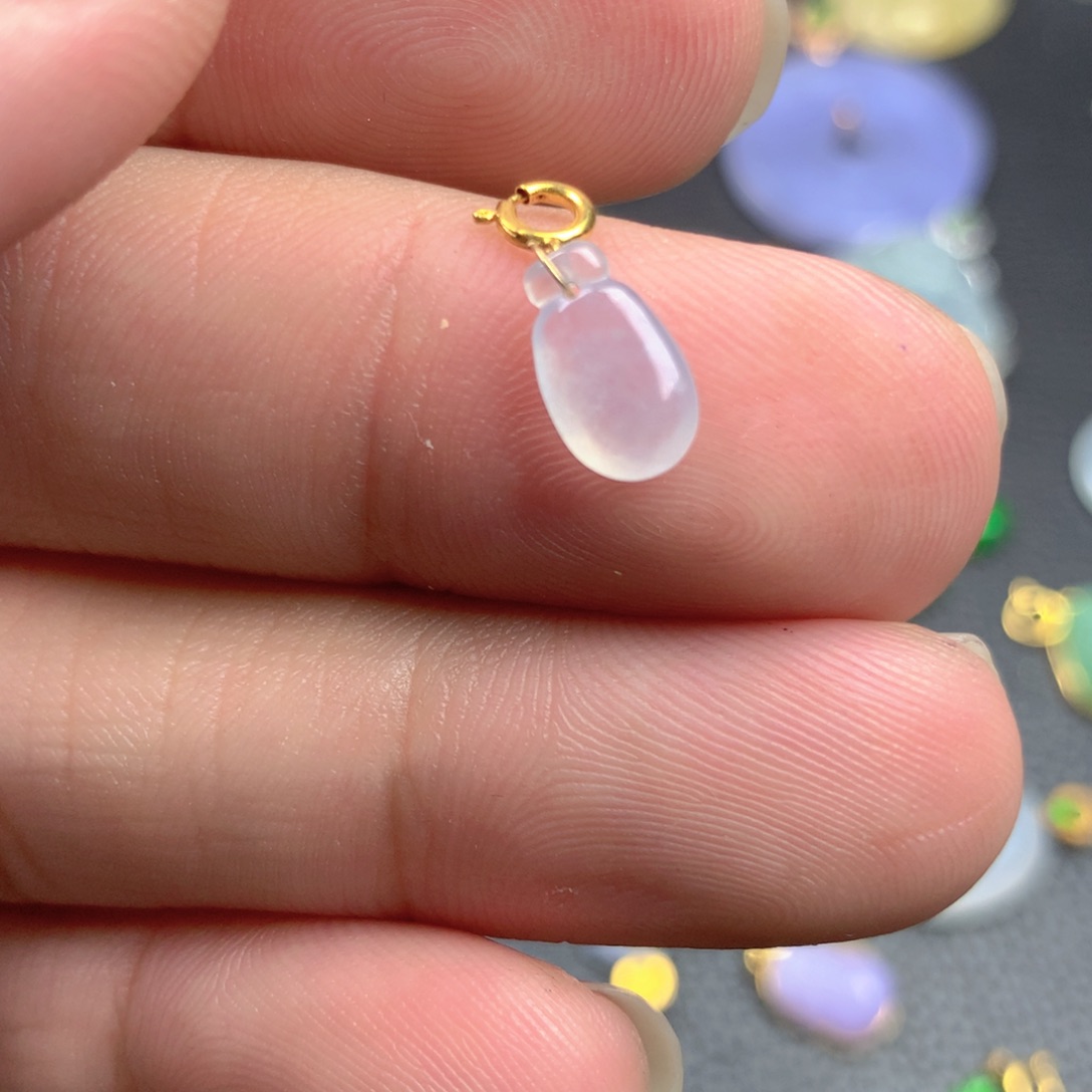 【闪购商品】颈饰18K金镶嵌翡翠翡翠