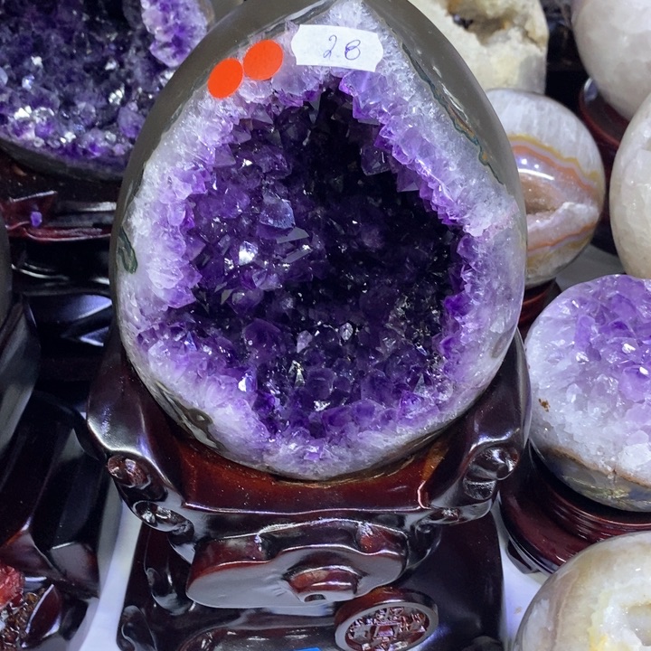 紫晶摆件未镶嵌莹
