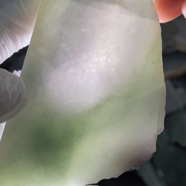 翡翠吊坠(不含链)未镶嵌天然翡翠边角料