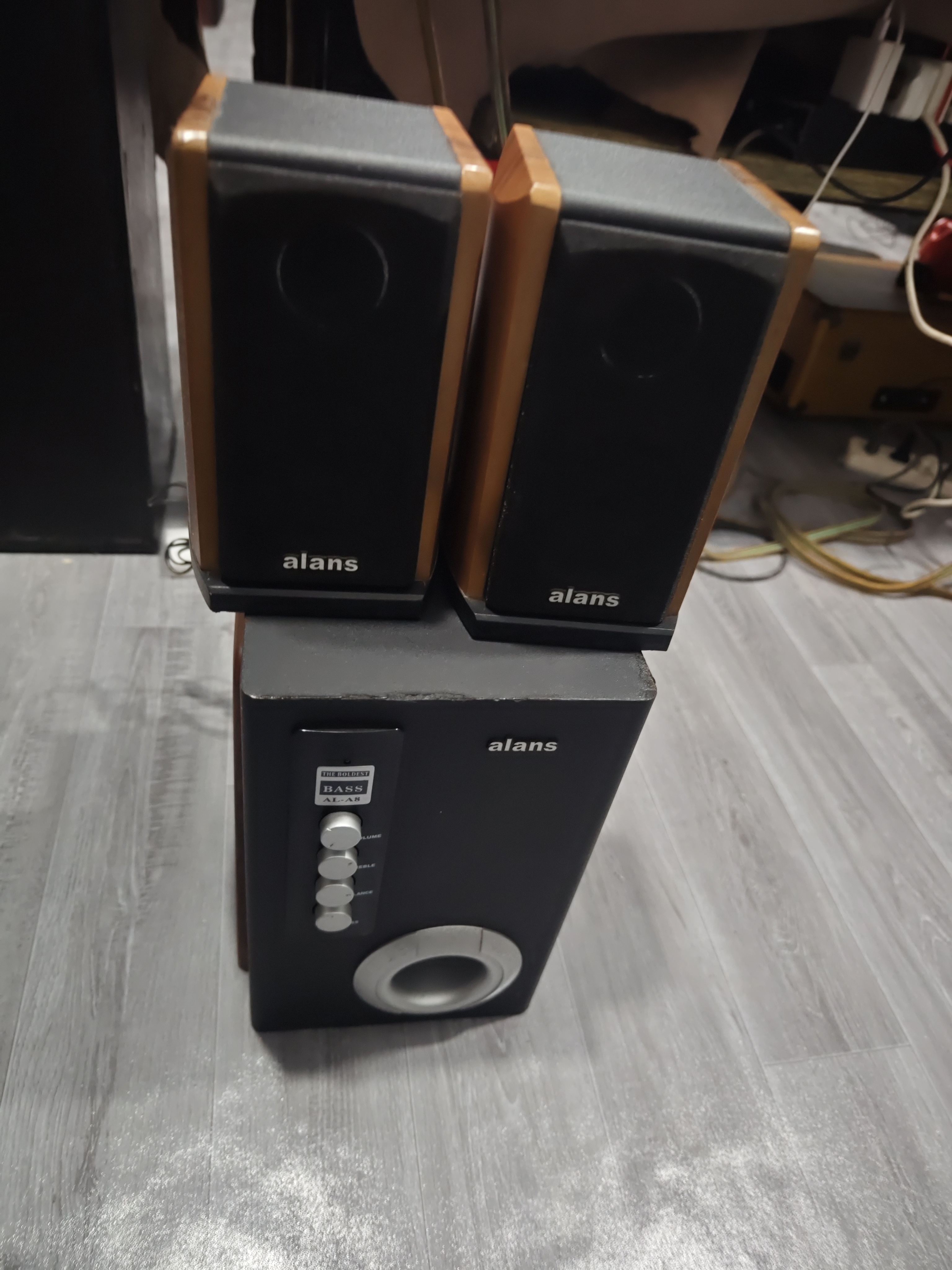 8新  DL小音响，包邮，不退换货