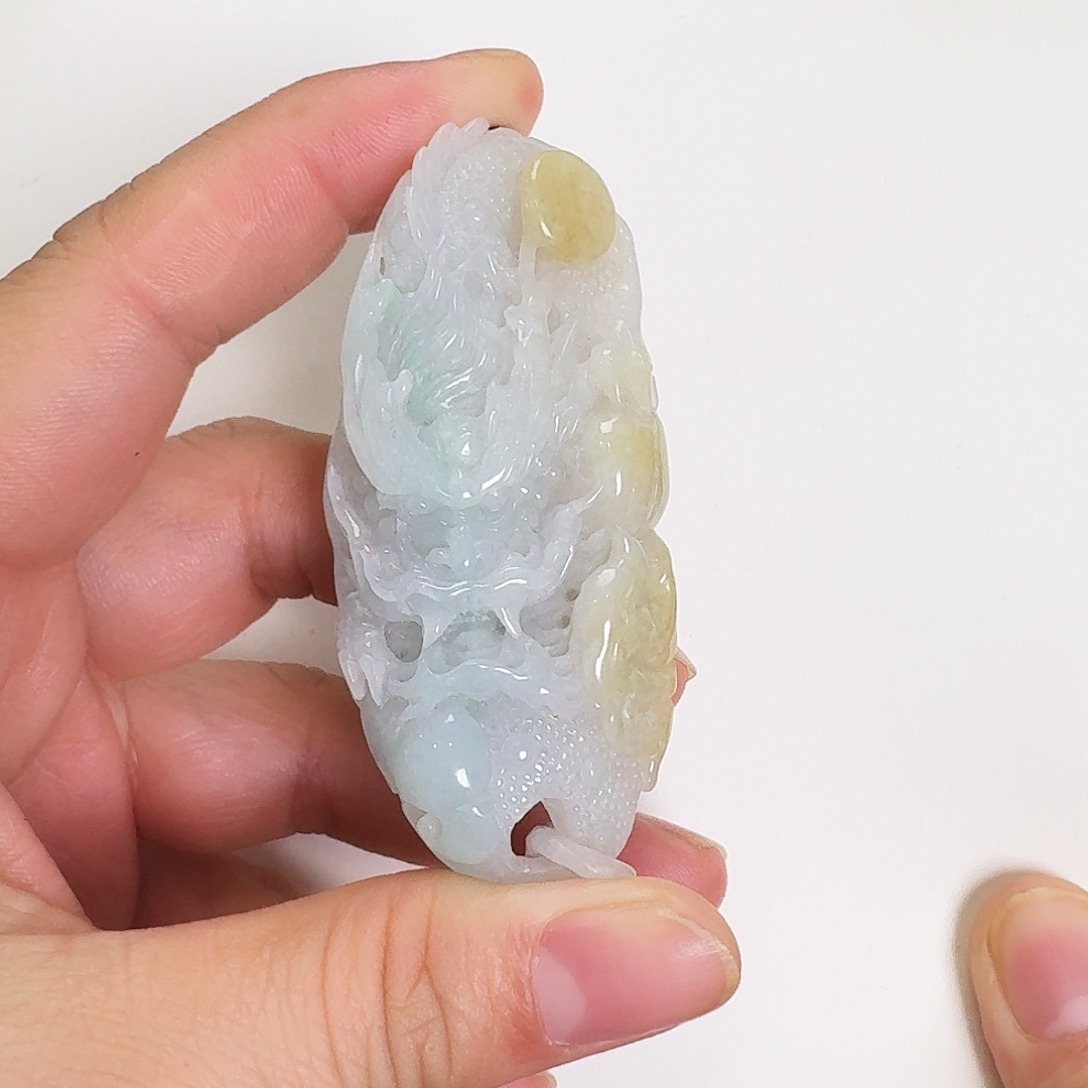 翡翠颈饰未镶嵌龙牌