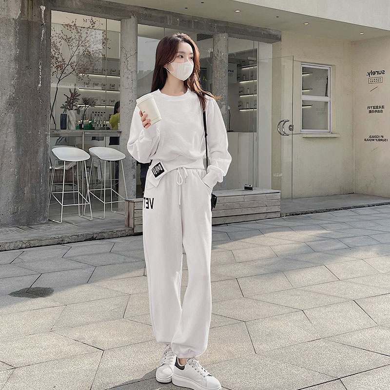 棉70%实拍洋气时髦休闲运动套装女春秋减龄炸街显瘦时尚卫衣裤子