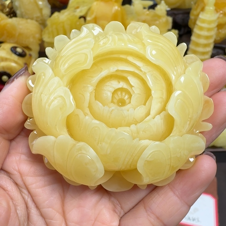 蜜蜡珠宝奇石未镶嵌
