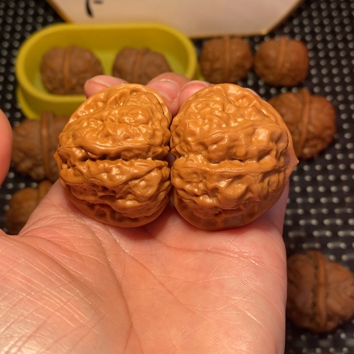 把件文玩核桃开背大腿心形三角蛙