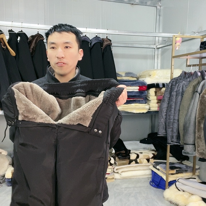 【闪购商品】羊皮毛一体鑫**凤