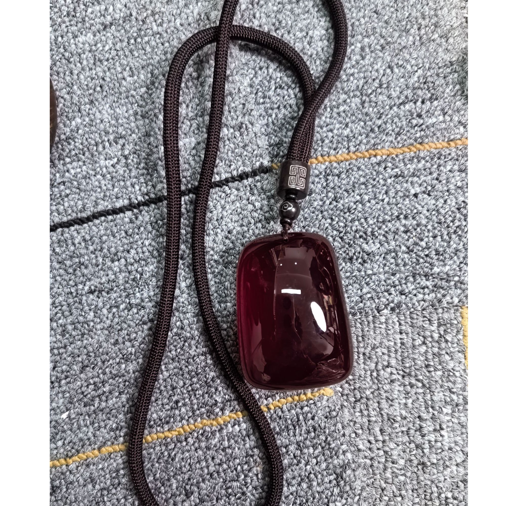 【闪购商品】血珀无事牌吊坠G 9903