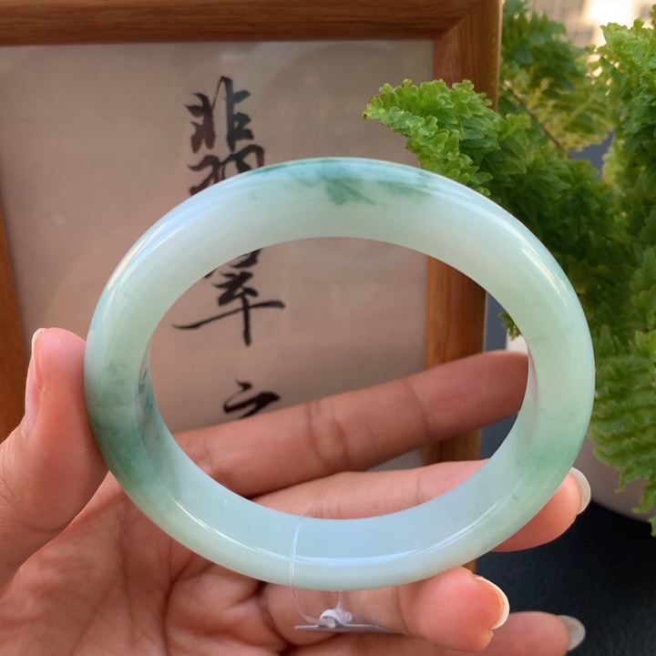 翡翠手镯未镶嵌翡翠手镯60