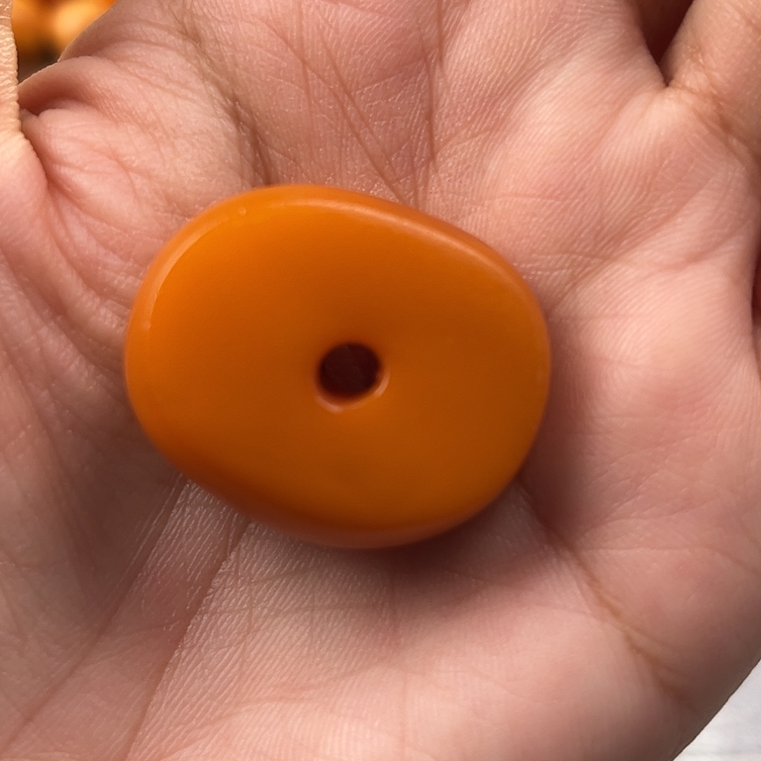 ****碧蜜蜡未镶嵌颈饰老蜜蜡